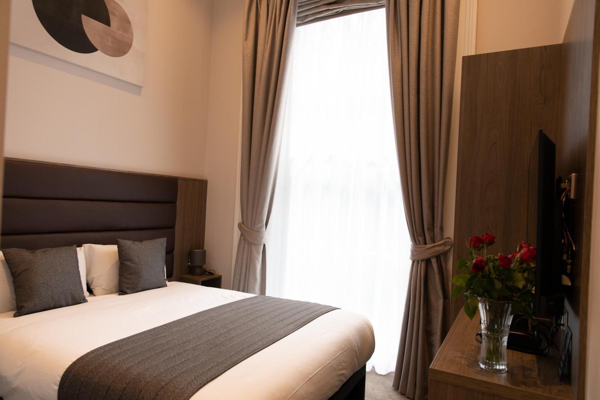Reem Hotel London Exterior photo